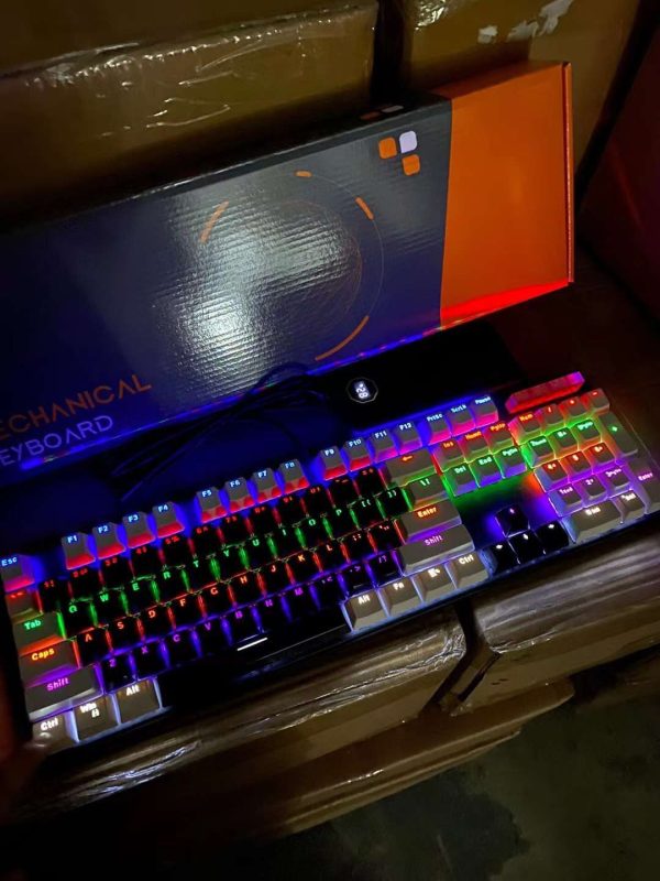 OCG YT-2014 mechanical gaming keyboard with blue switches