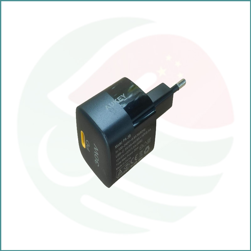 Aukey PA-3B 30W Fast Charger (Pouch Packing)